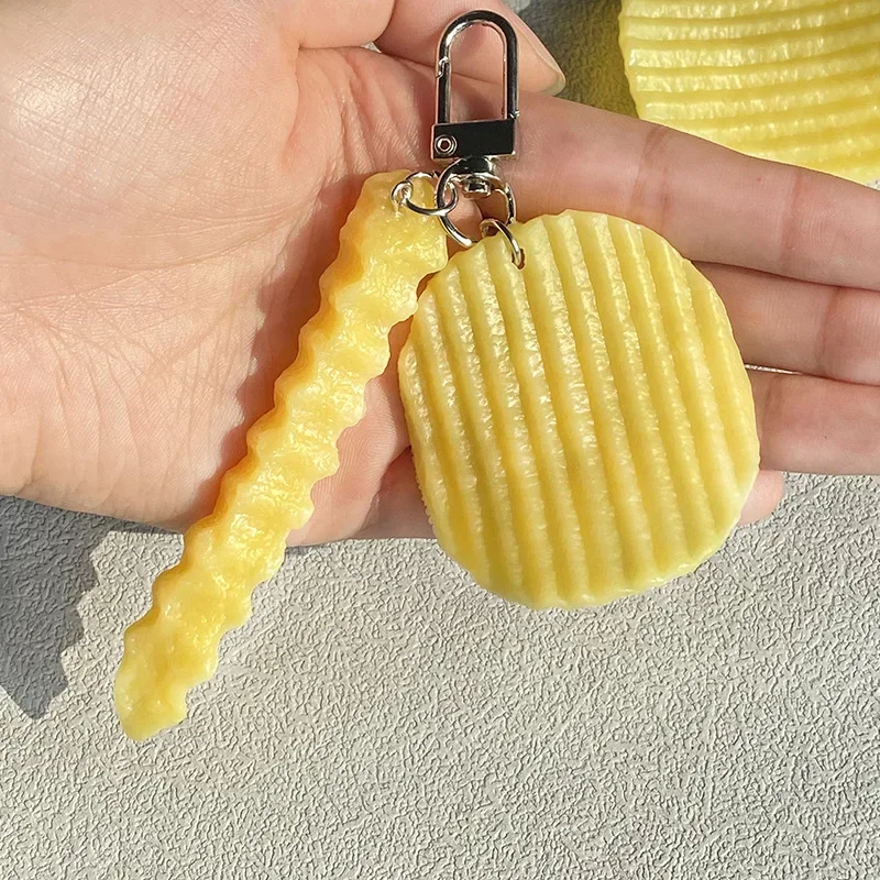 3D 美味しい揚げ物キーホルダー 波型ポテトチップスキーリン - Gaming Console Keychain のレビューと価格